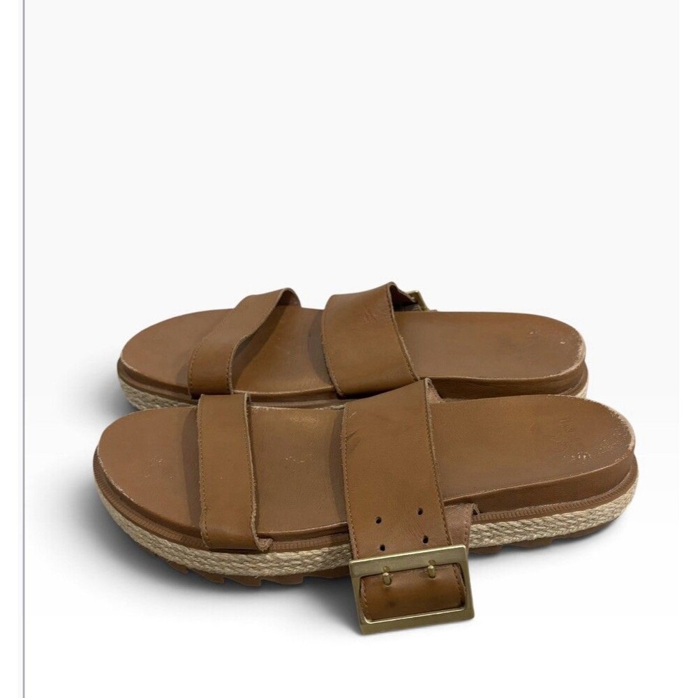 Sorel Roaming Buckle Slide sandals in a camel brown leather Sz 9 Women's